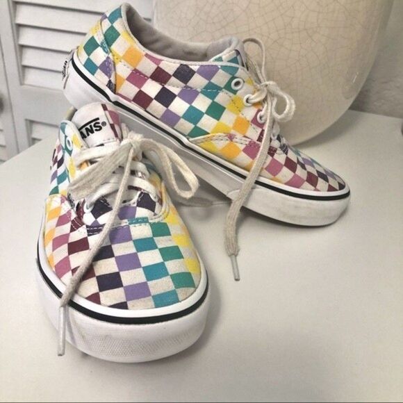 VANS Lace-up Rainbow Checkerboard Size 1 - Picture 1 of 10